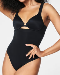 SPANXsculpt® Seamless Power High-Waisted Thong | Very Black