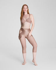 SPANXshape® Satin-X™ Capri