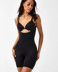 SPANXsculpt® Seamless Power Open-Bust Mid-Thigh Bodysuit