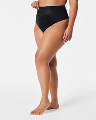 SPANXshape® Invisible Thong | Very Black