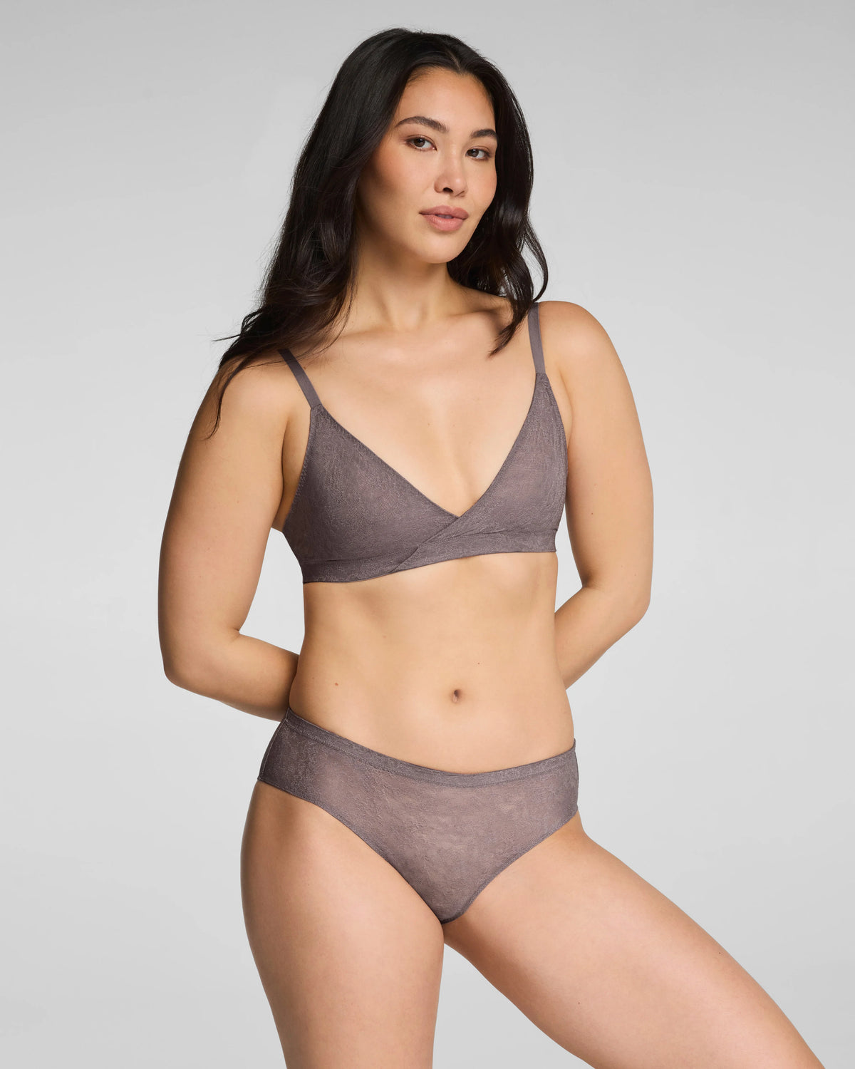 SPANXsupersmooth® Day to Date Night Lace Bralette | Granite