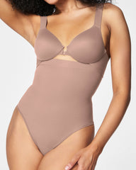 SPANXsculpt® Seamless Power High-Waisted Thong | Cafe Au Lait