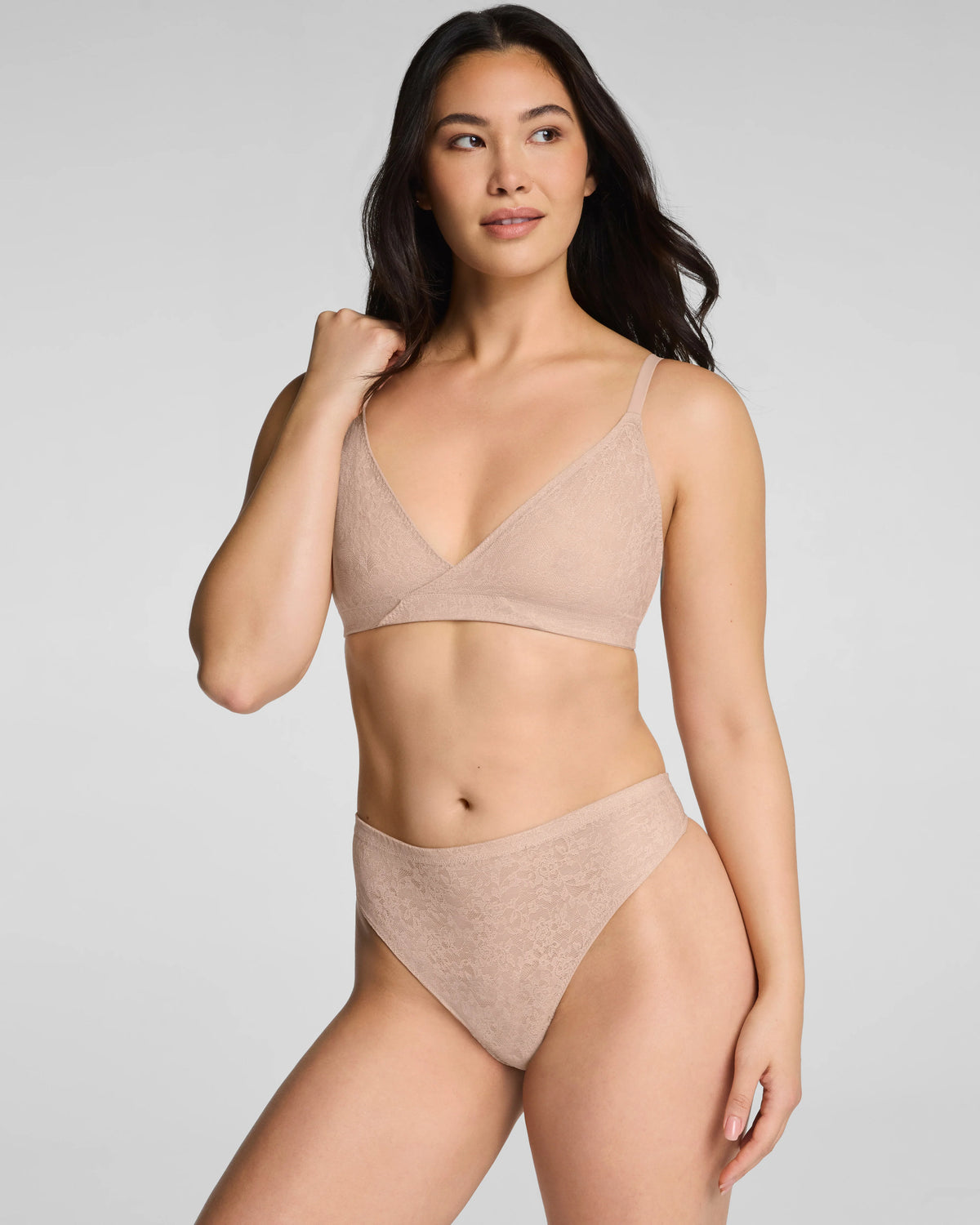 SPANXsupersmooth® Day to Date Night Lace Bralette | Chai
