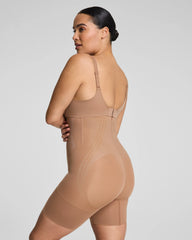 SPANXsculpt® GoFigure High-Waisted Mid-Thigh Short | Cinnamon
