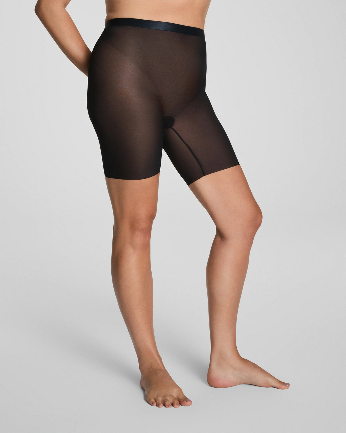 SPANXsupersmooth® SheerSense Mid-Thigh Short | Very Black