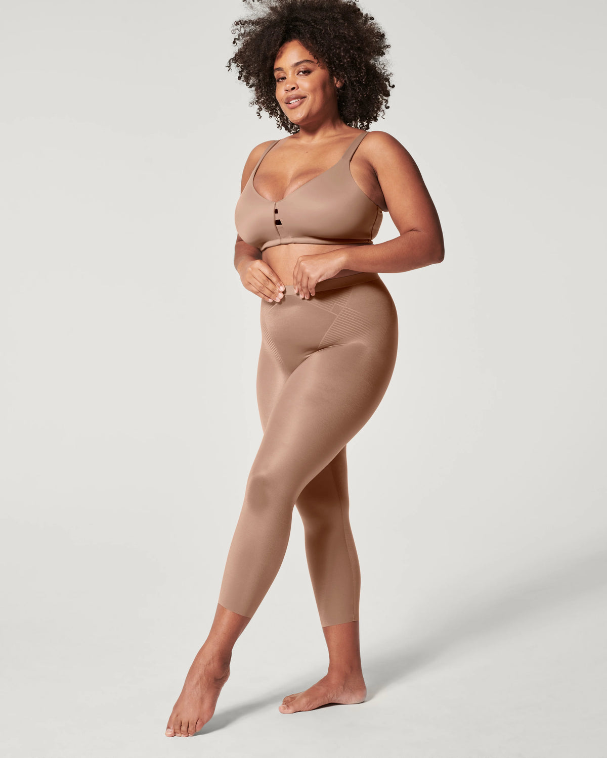 SPANXshape® Invisible Capri
