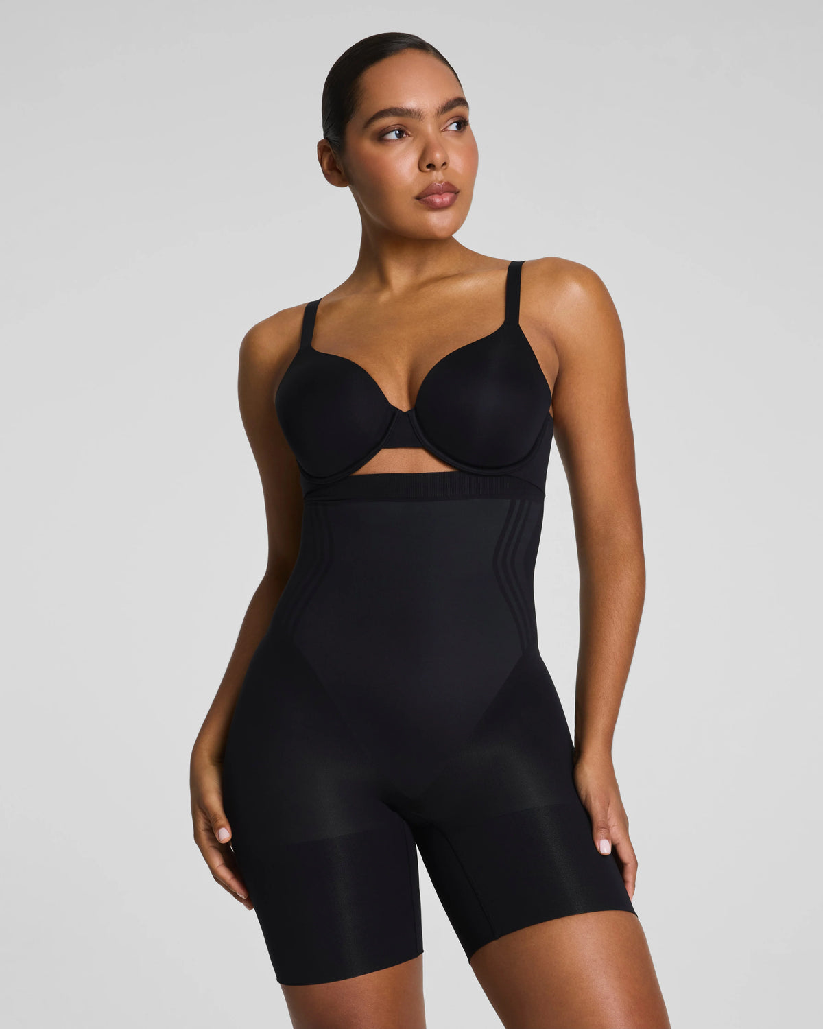 SPANXsculpt® GoFigure High-Waisted Mid-Thigh Short | Very Black